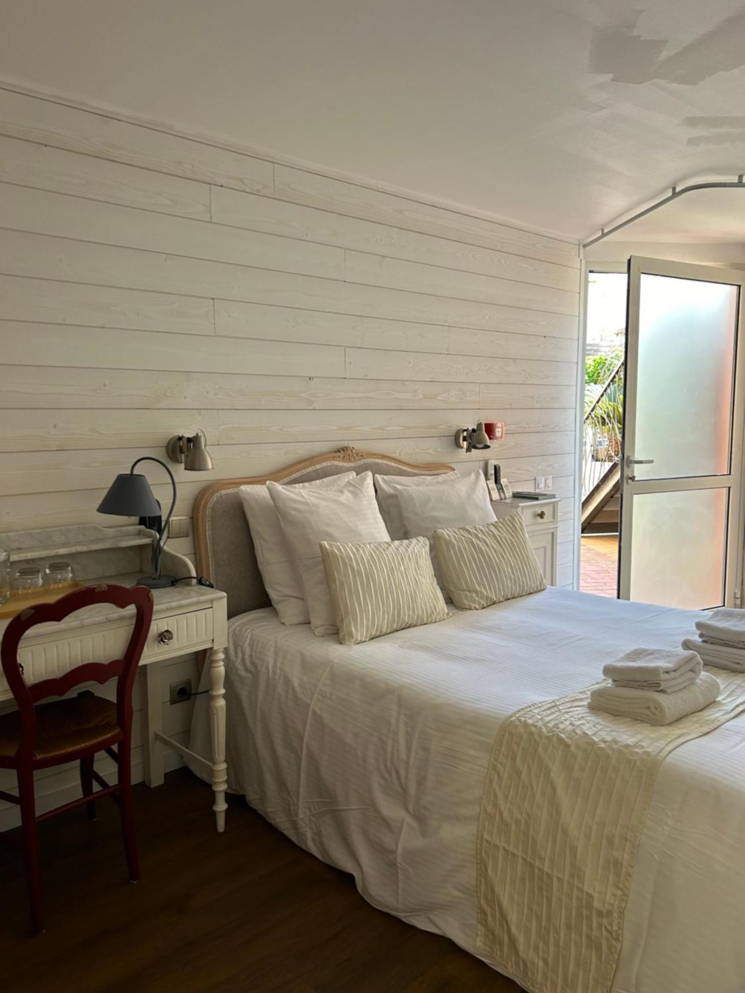 Hotel Logis De La Clape