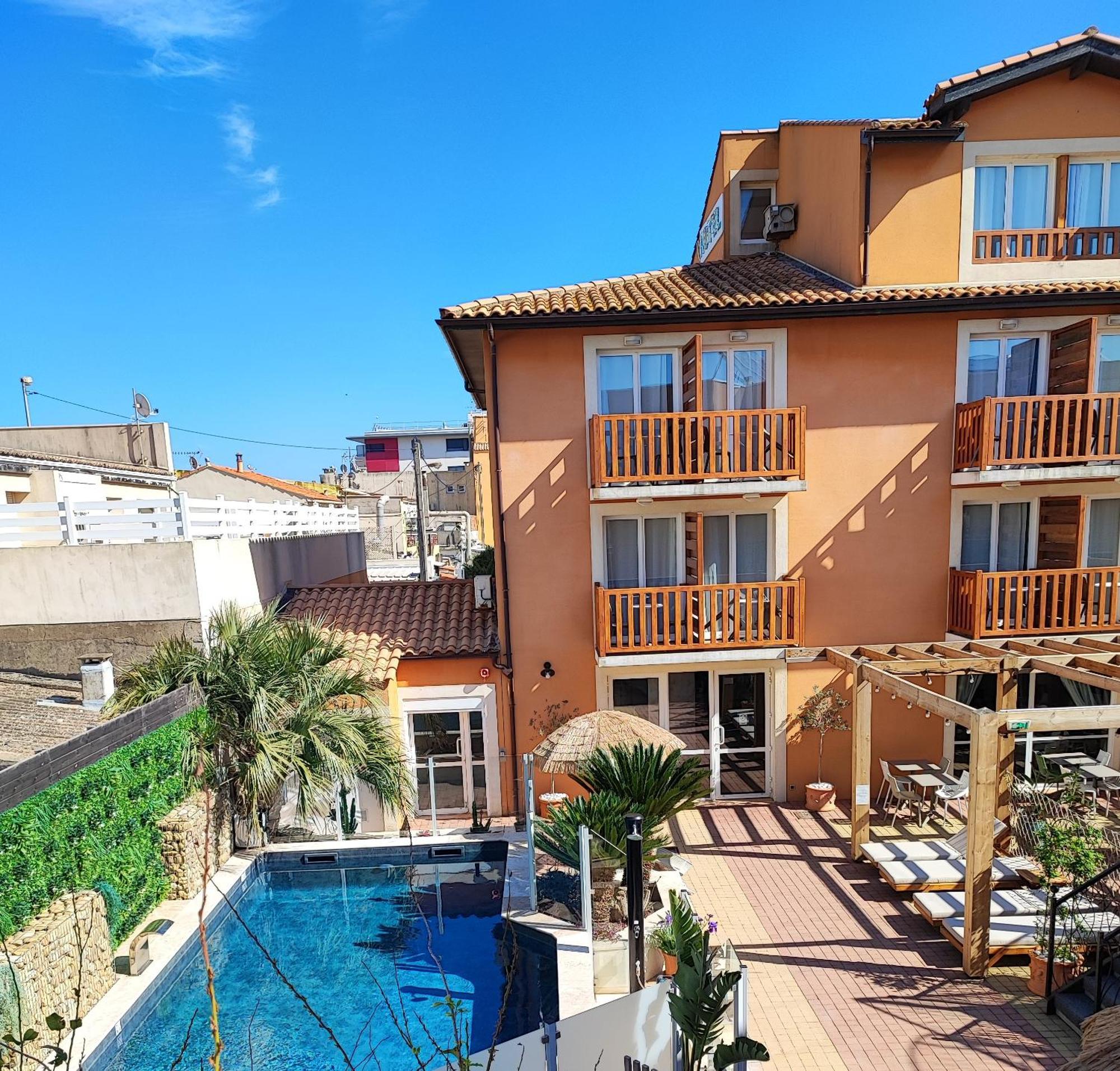 Logis De La Clape Hotel Narbonne Plage